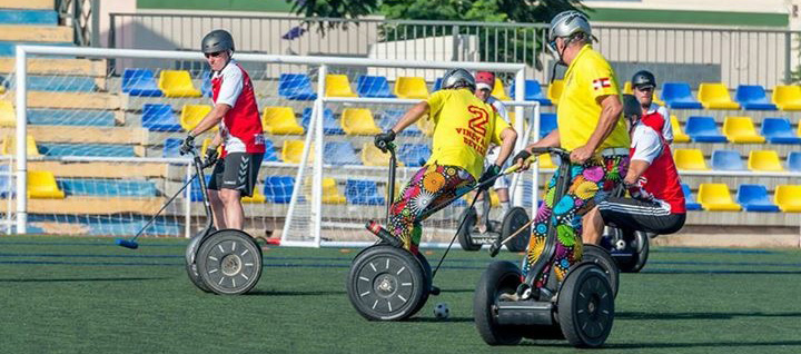 Segway Polo in Bielefeld spielen fahren